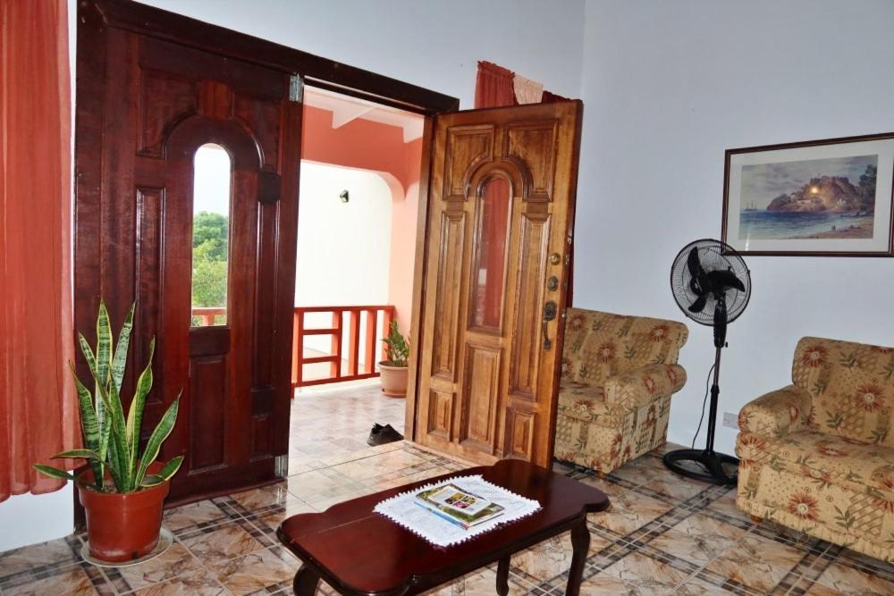 Elegant Rays Apartment- Golf Course , Grenada Grand Anse Buitenkant foto